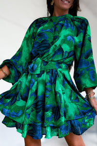 Robe courte col rond imprimée vert et bleu