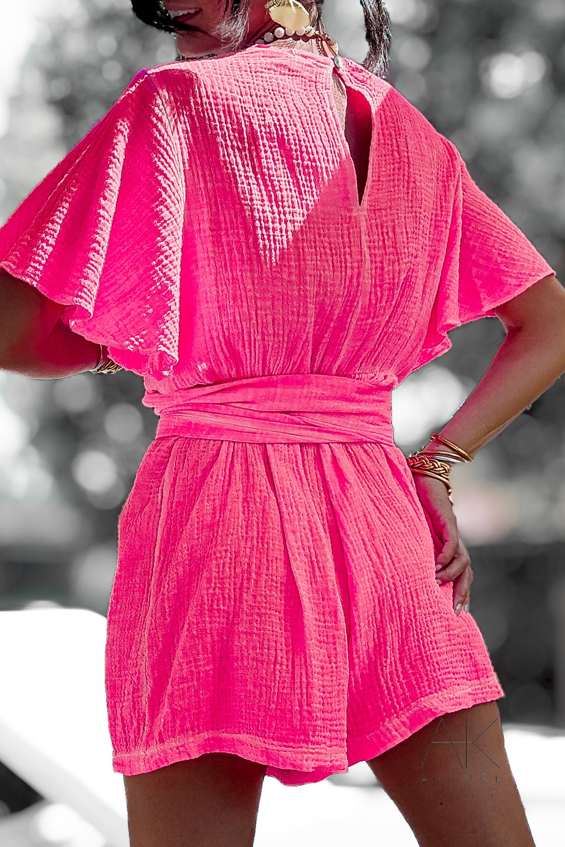 Combinaison short en gaze de coton rose fluo