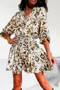 Robe imprimée kaki ceinturée à manches longues