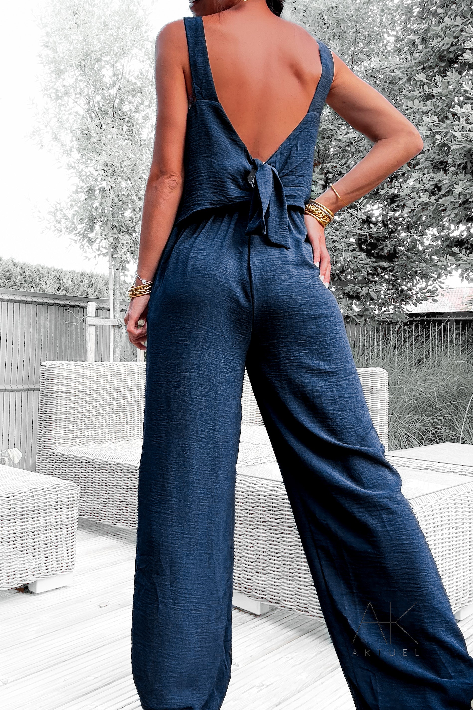 Combinaison fluide bleu marine