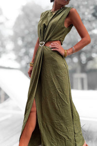 Robe fluide kaki à ouverture