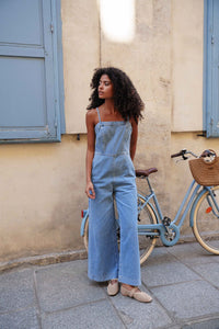 Combinaison en jean à bretelles