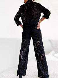 Pantalon noir en dentelle