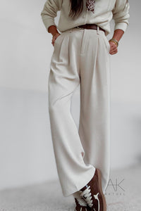 Pantalon beige à pinces fluide