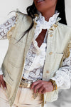 Chemise en dentelle blanche