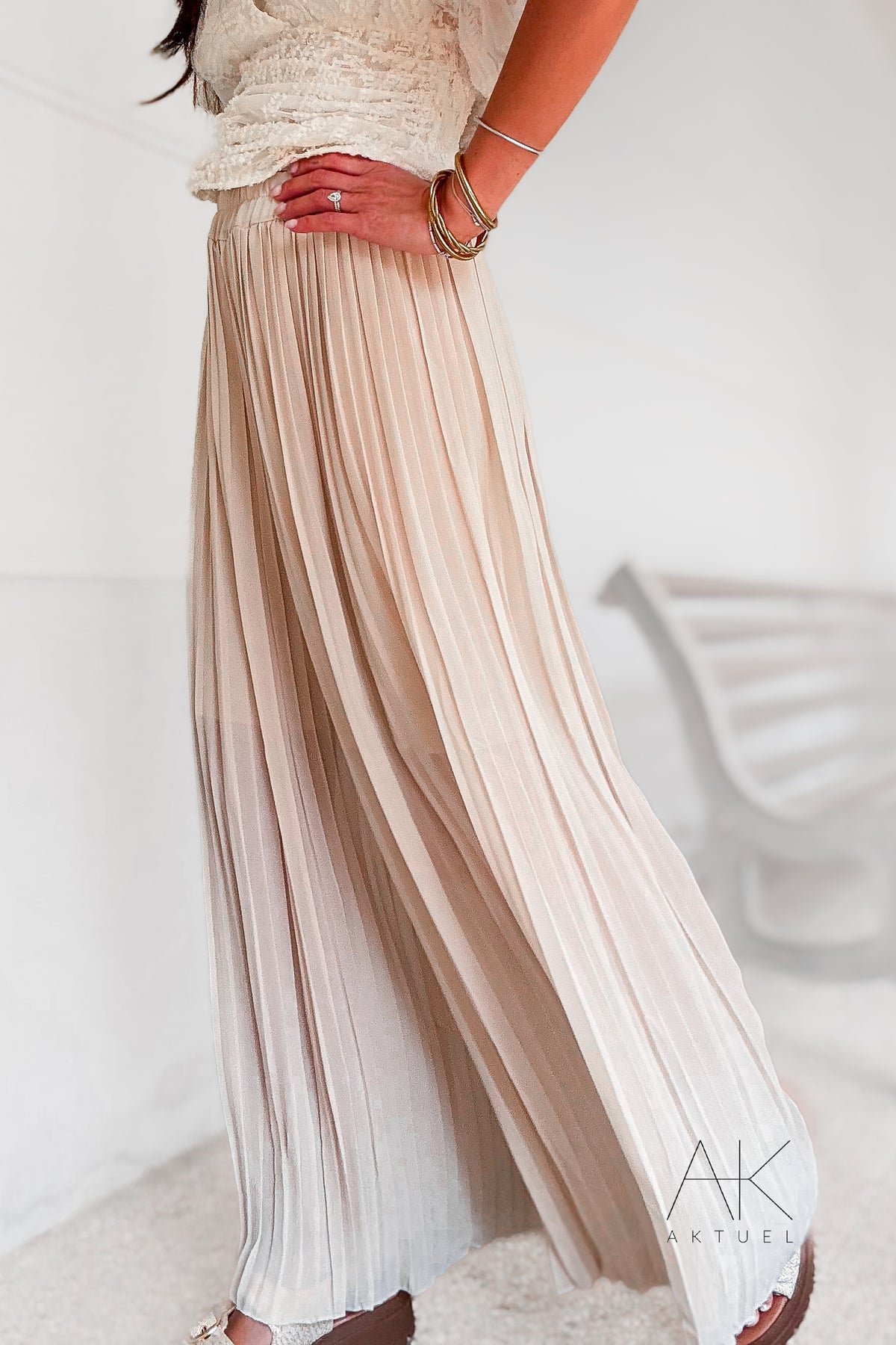 Pantalon fluide plissée beige