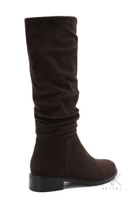 Bottes plates suédine marron