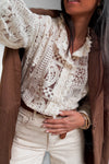 Chemise en dentelle ajourée écru