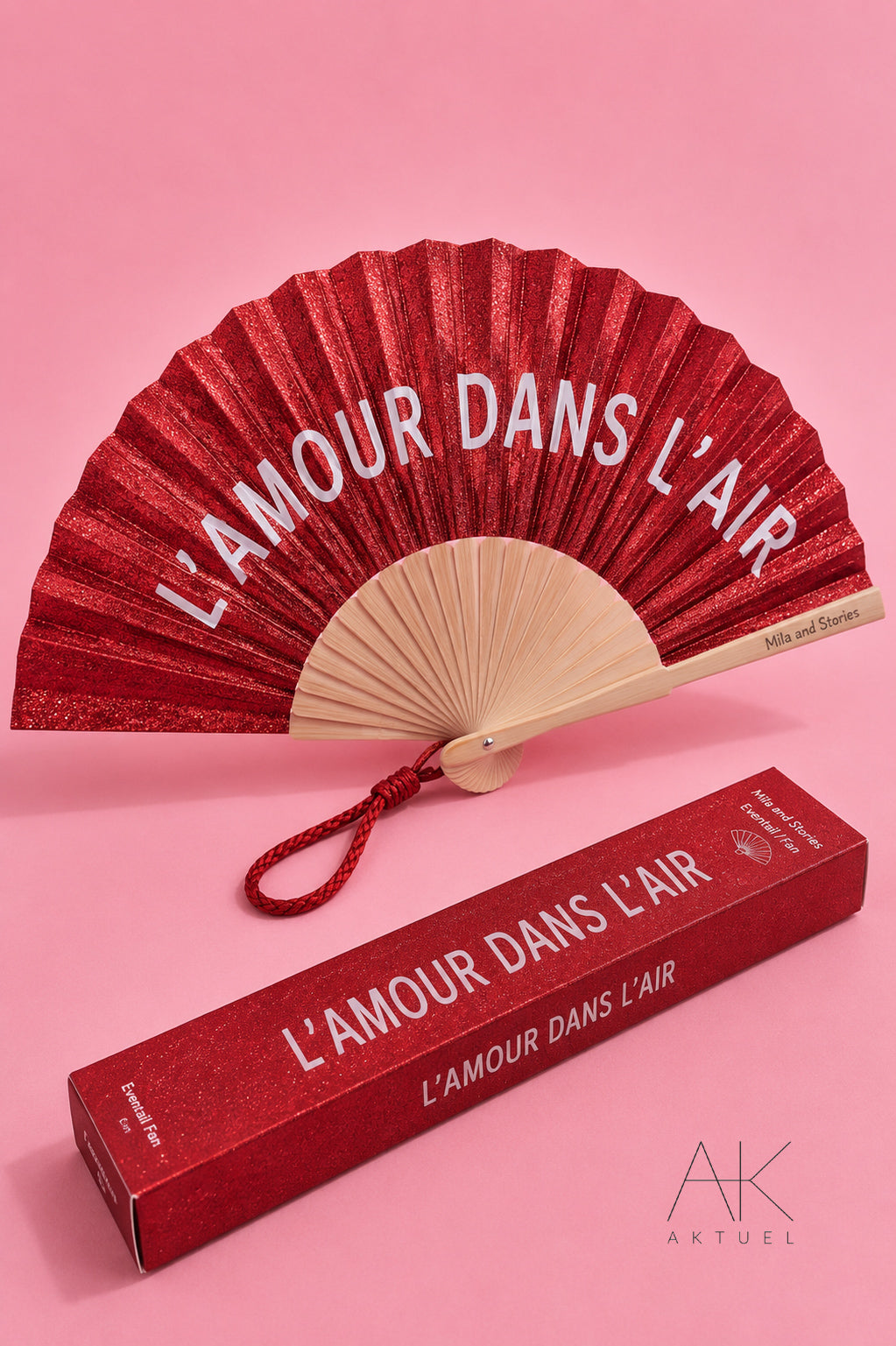 Éventails fantaisie « L’amour dans l’air »