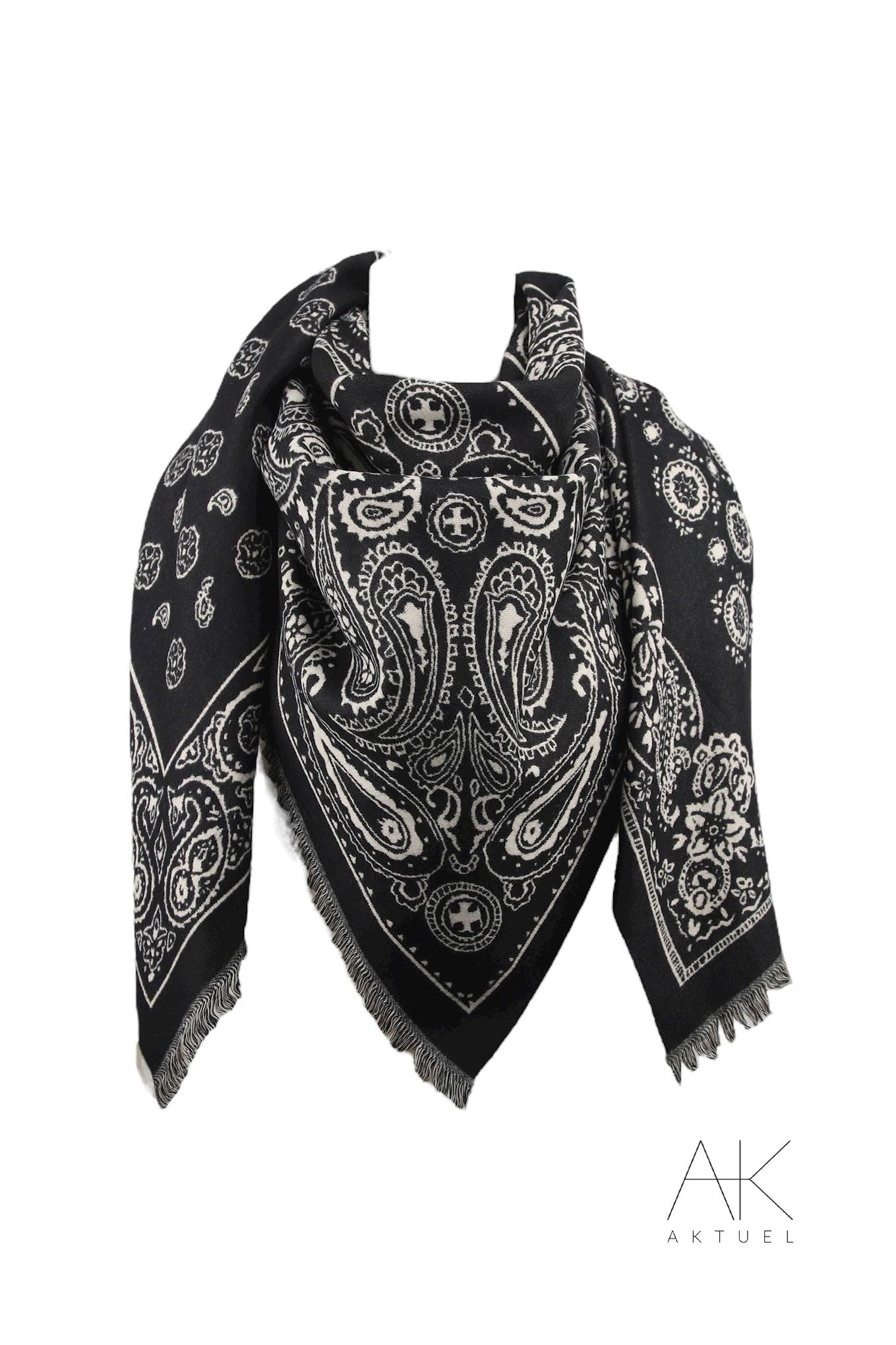 Foulard carré noir imprimé bandana