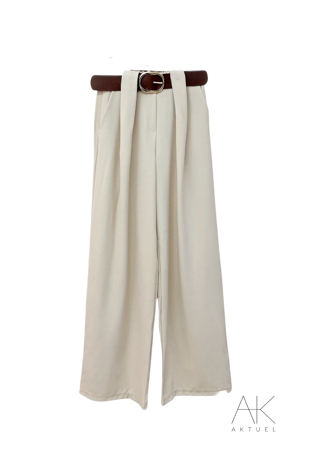 Pantalon beige ceinturé