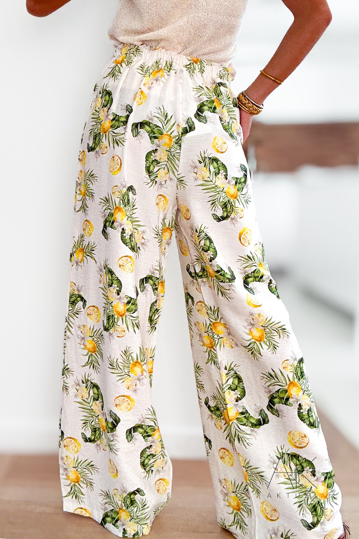Pantalon tropical imprimé citron