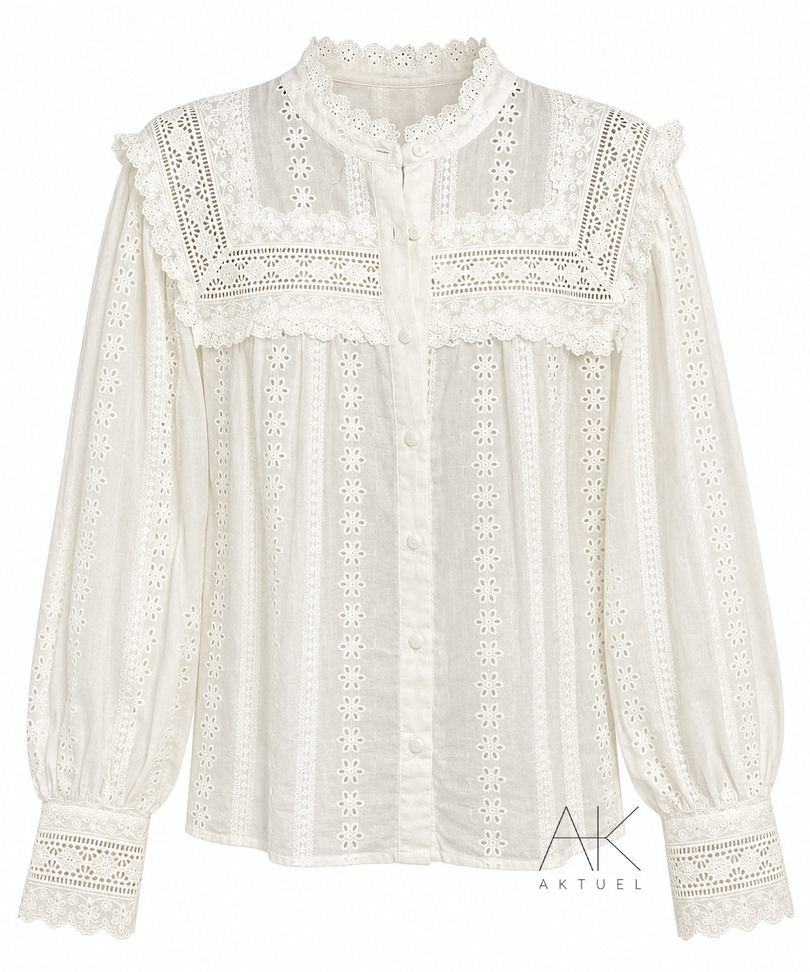 Blouse écrue brodée esprit romantique