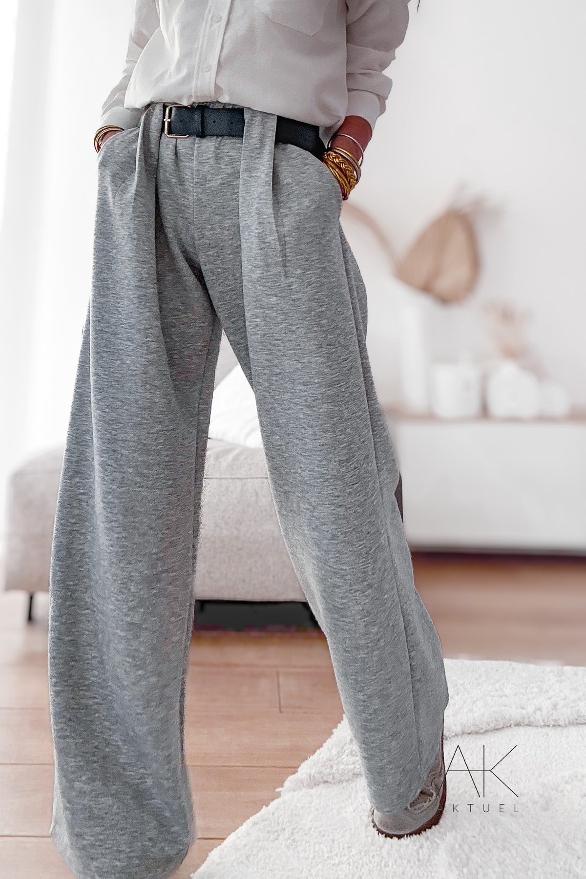Pantalon large gris ceinturé