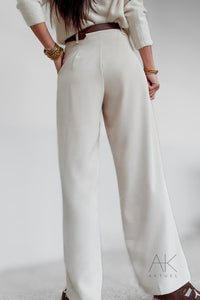 Pantalon beige à pinces fluide