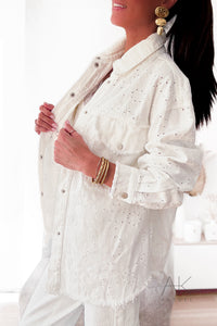 Veste blanche broderie anglaise