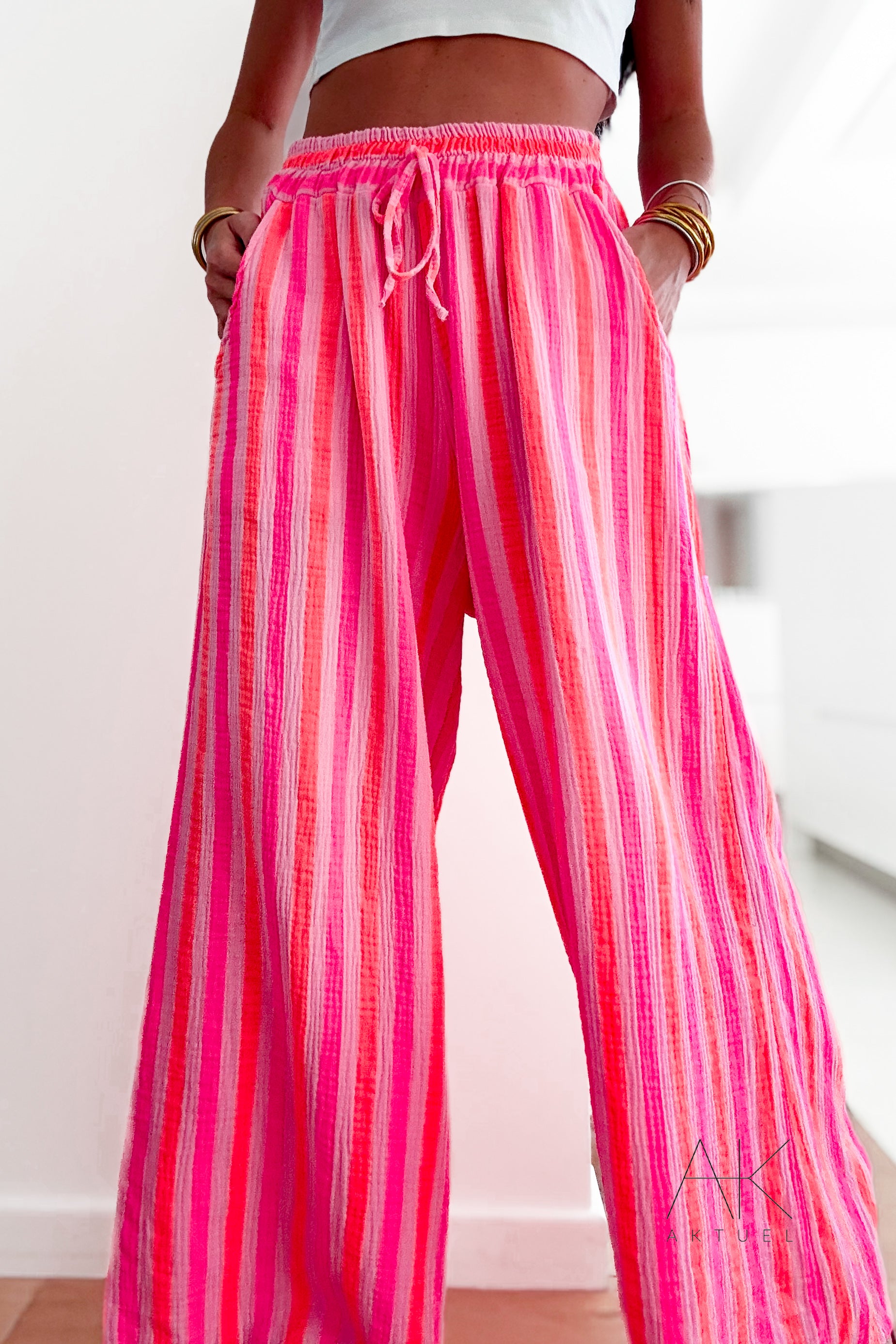 Pantalon large en gaze de coton à rayures fuschia et orange