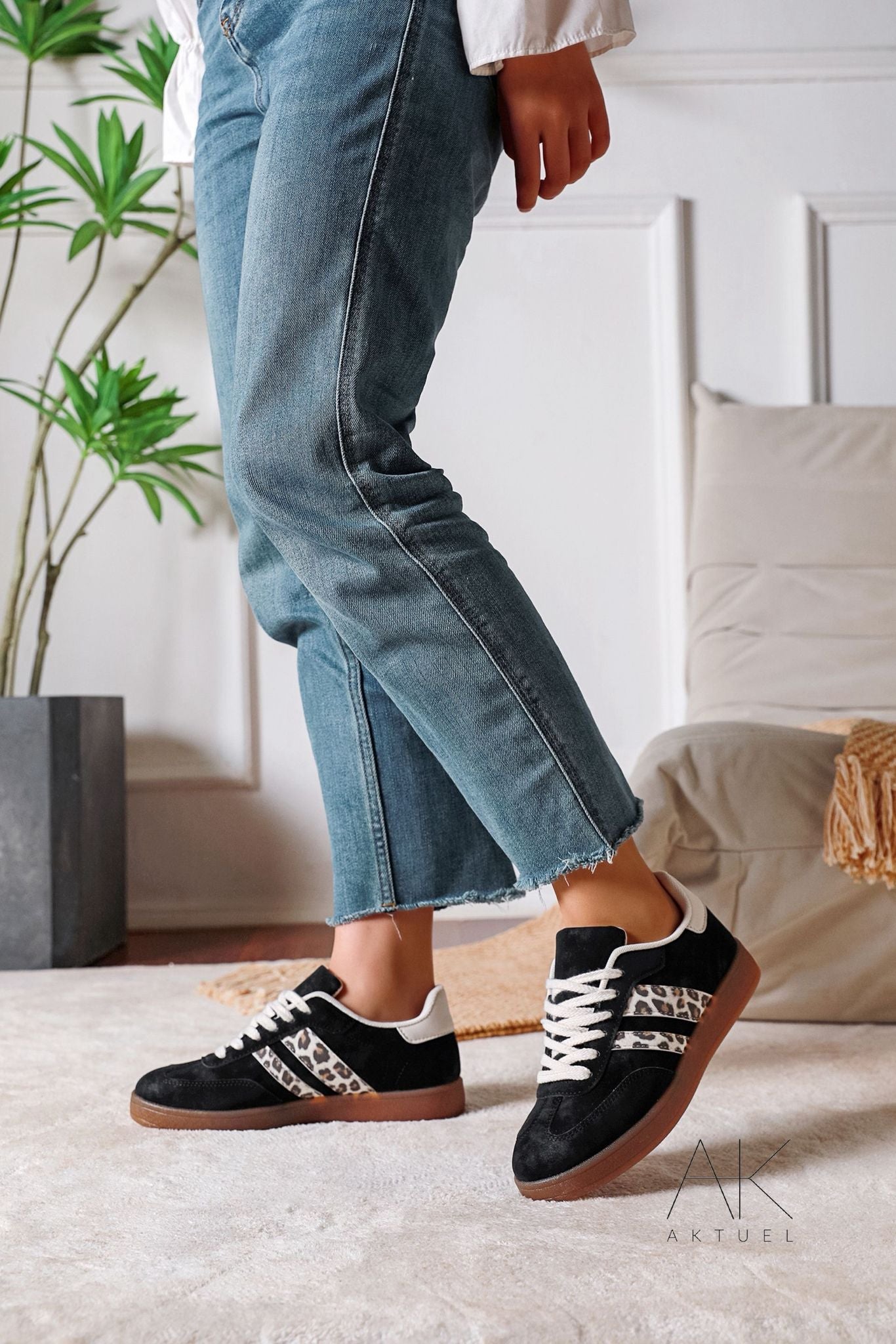 Baskets rétro à semelle gomme - Noir & Léopard