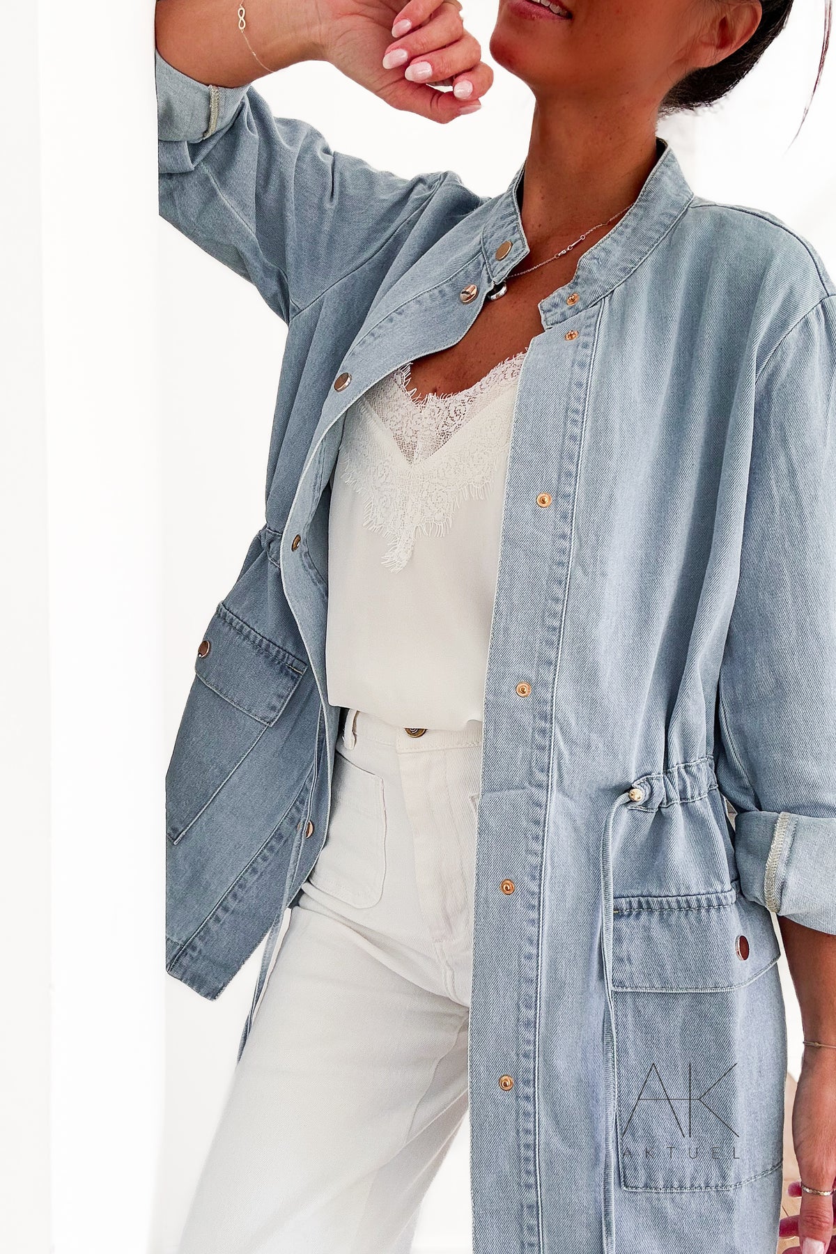 Veste en jeans bleu clair