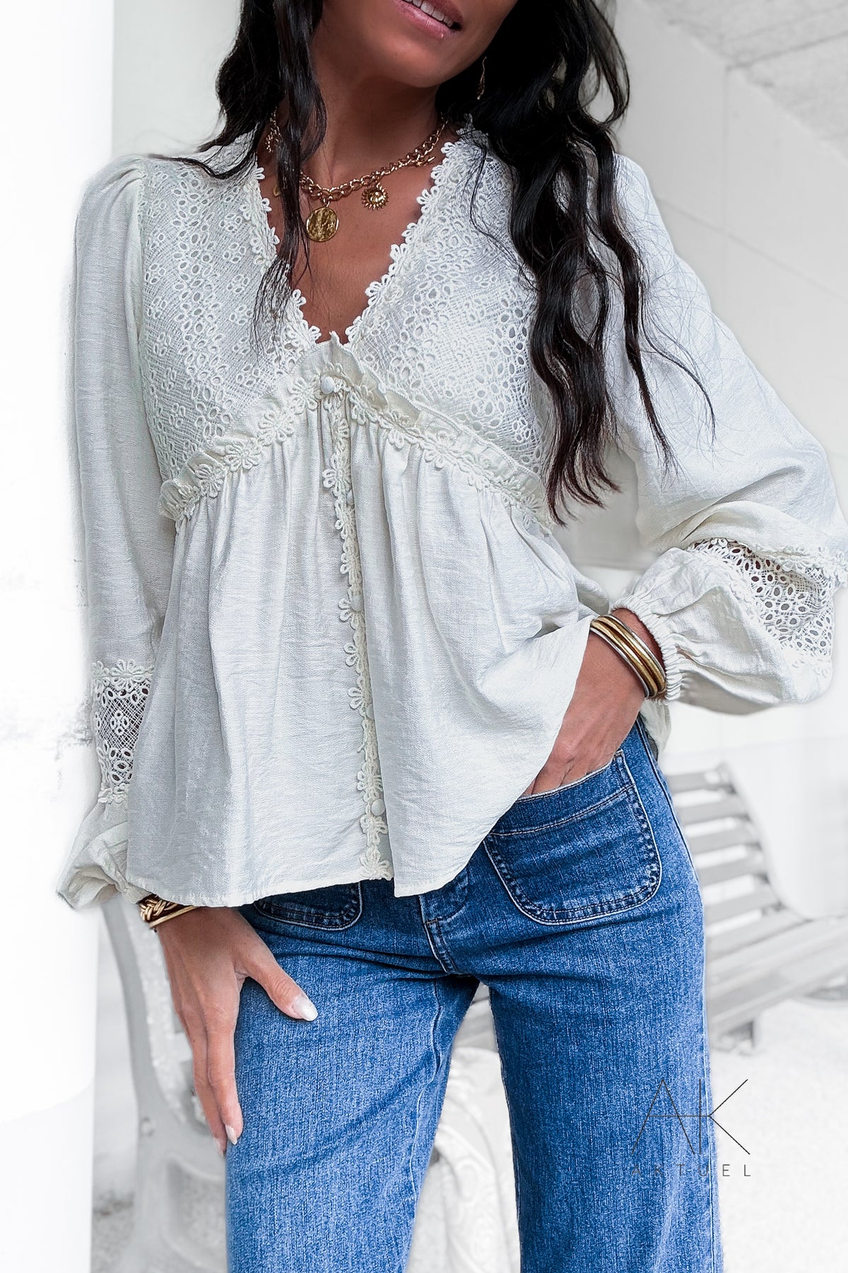Blouse bohème écrue en dentelle