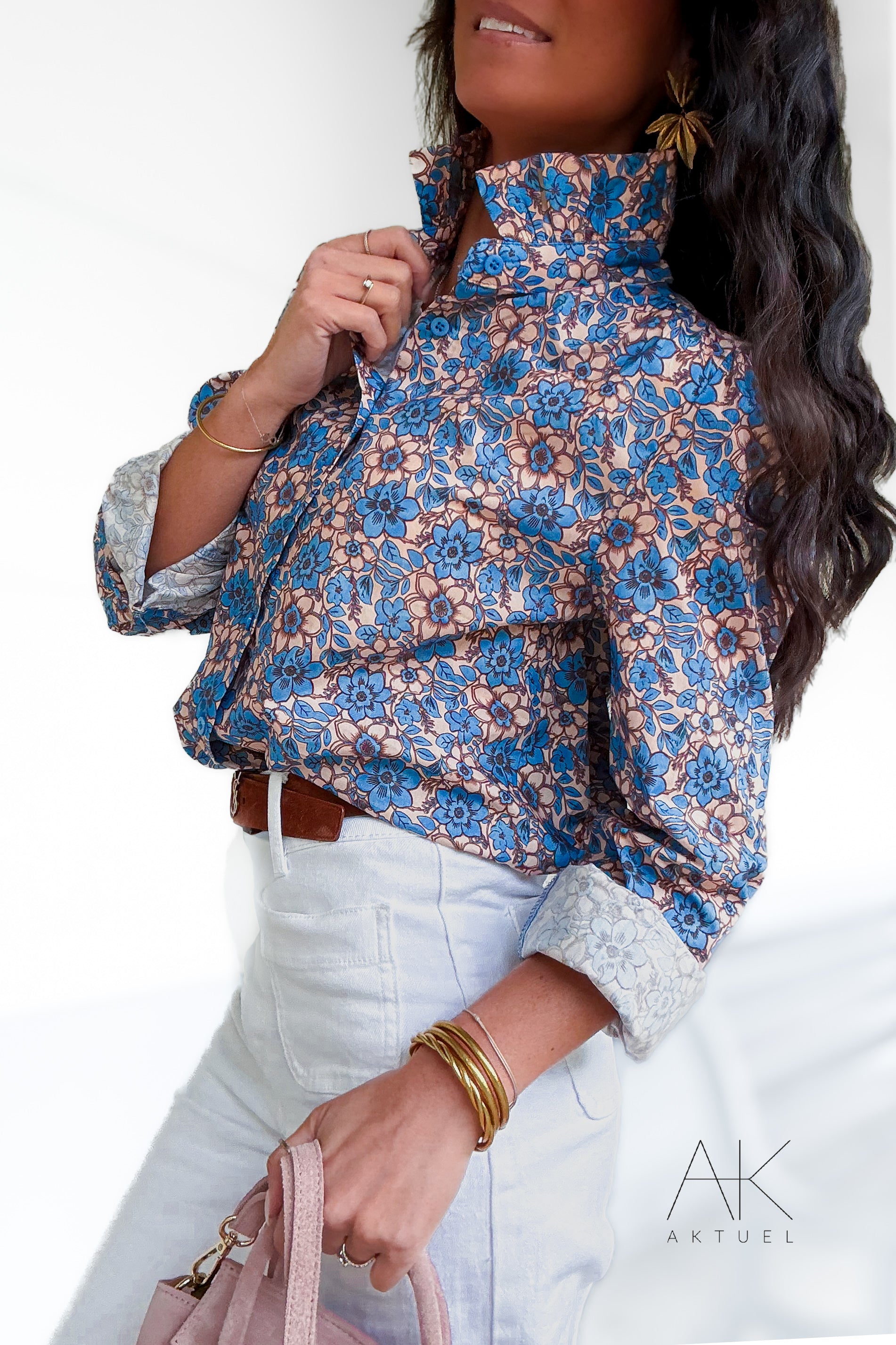 Chemise imprimée fleurie bleu et beige