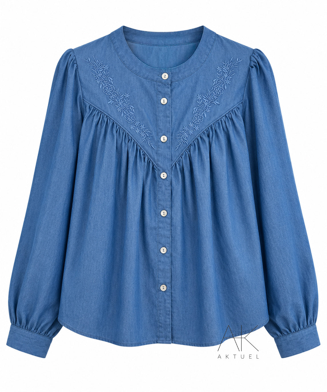 Blouse en denim léger brodée