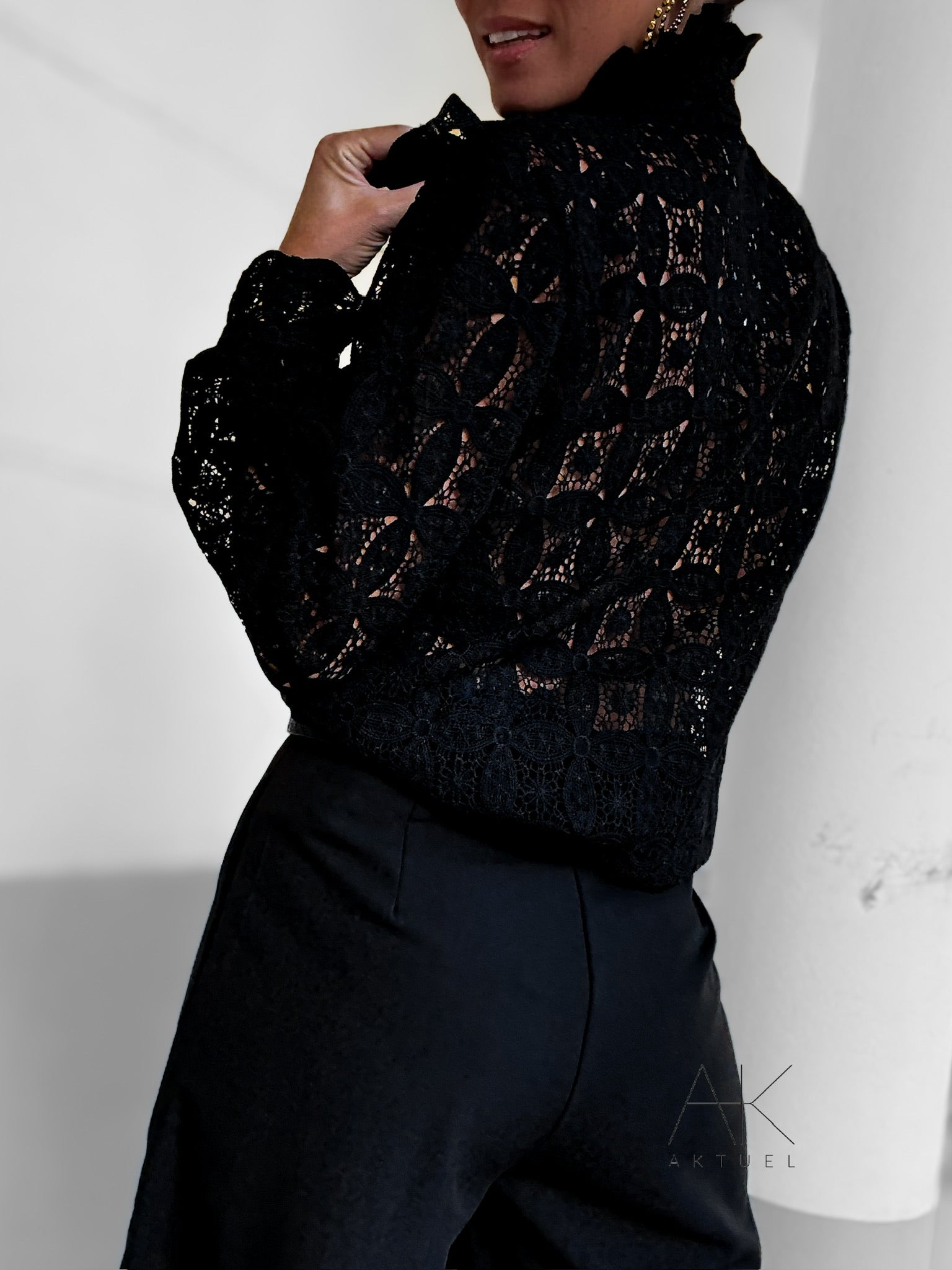 Chemise en dentelle noir