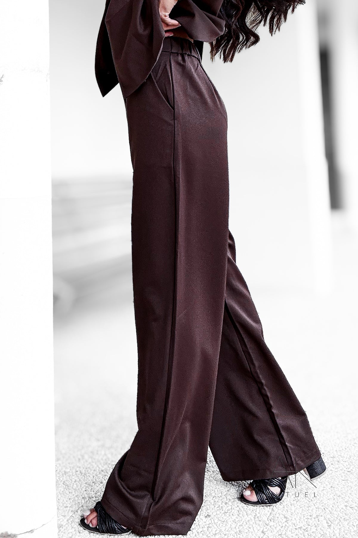 Pantalon marron fluide taille haute