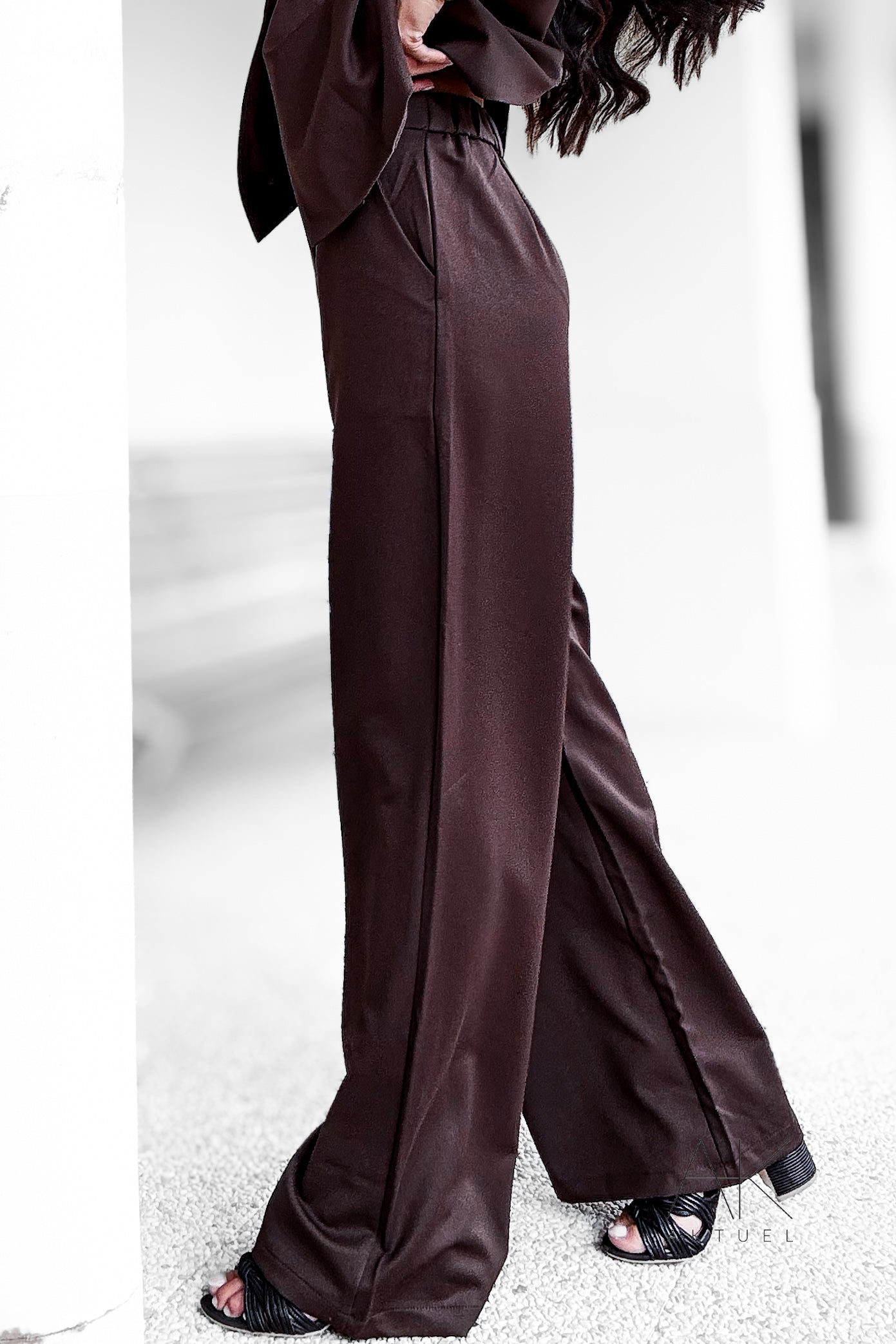 Pantalon marron fluide taille haute