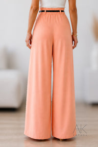 Pantalon orange saumon coupe large