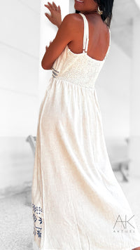 Robe longue brodée beige et bleu marine – Dos smocké & bretelles fines