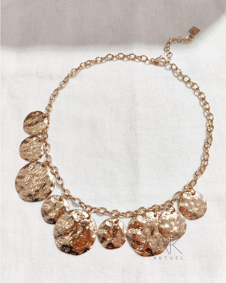 Collier à pampille martelées doré
