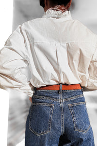 Chemise blanche col montant volanté