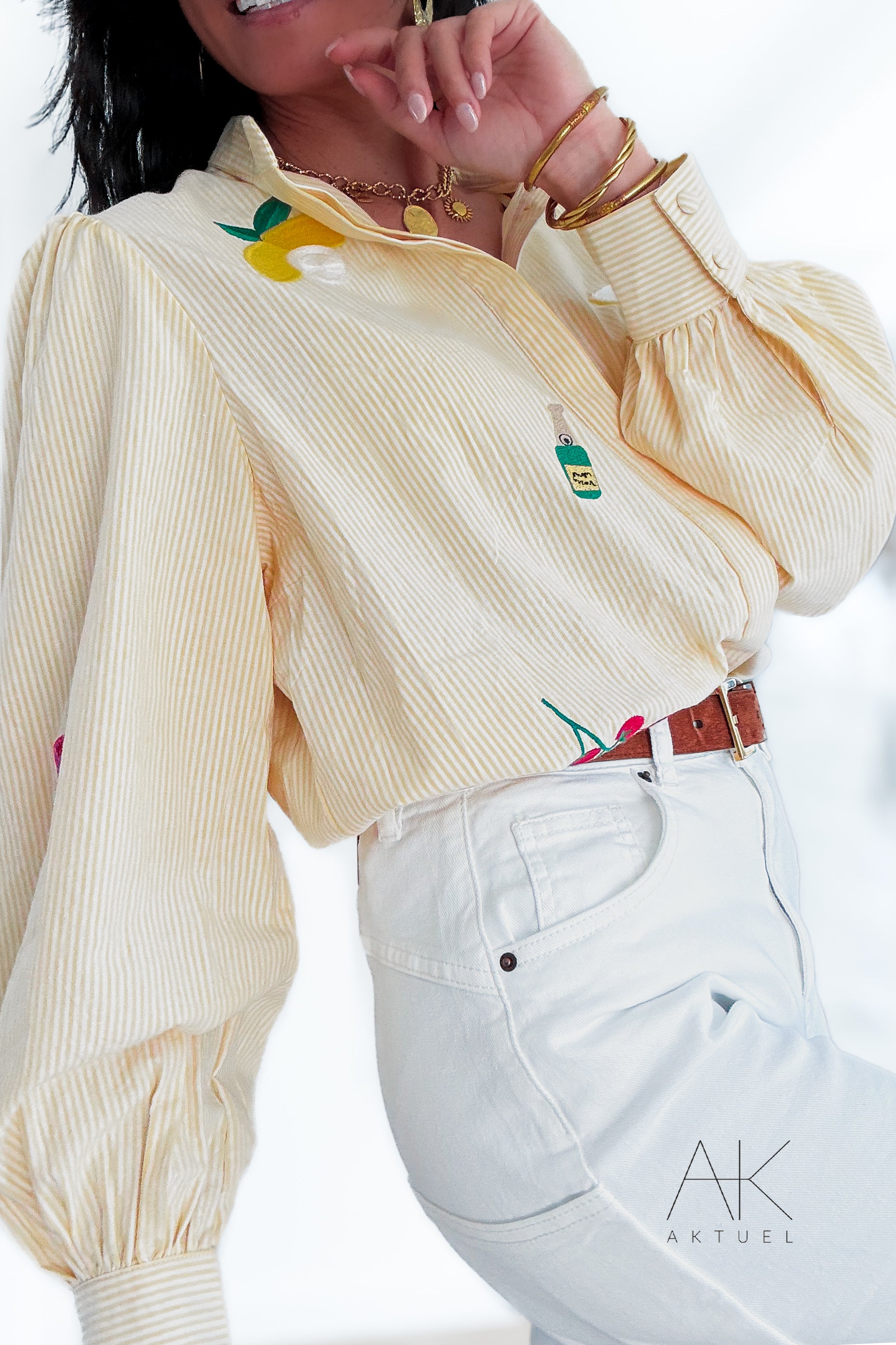Chemise rayée jaune brodée fruits