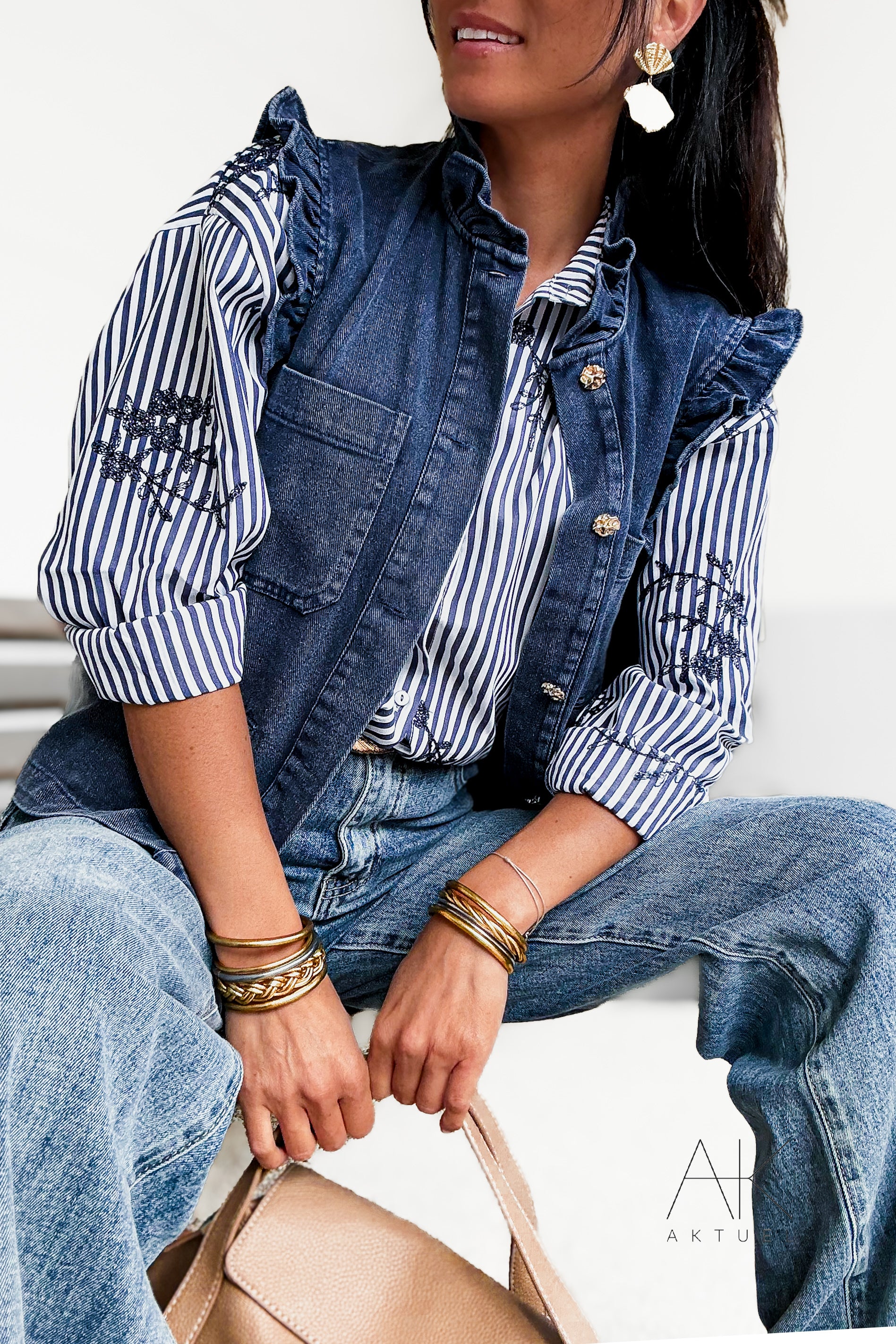 Gilet denim bleu à volants