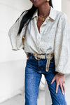 Chemise écrue brodée à motifs fleurs