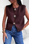 Top en maille marron sans manches broches soleil