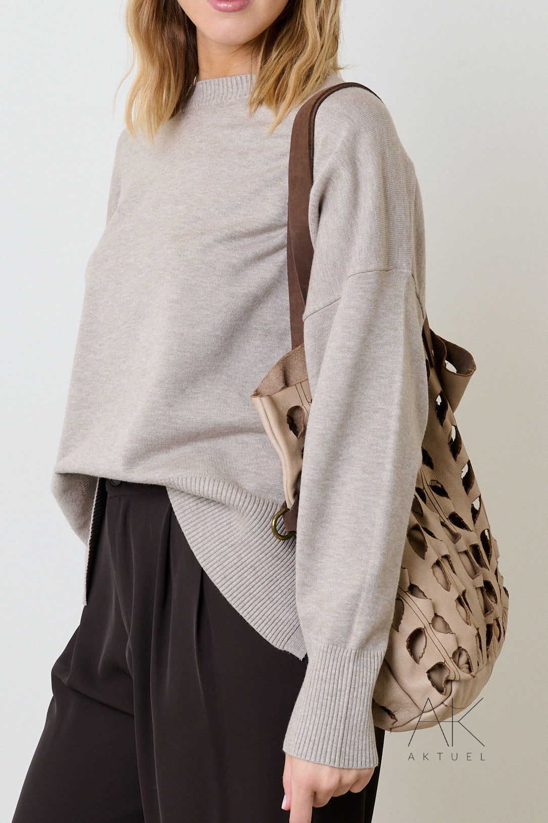 Pull en maille oversize taupe