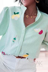 Chemise rayée verte brodée fruits