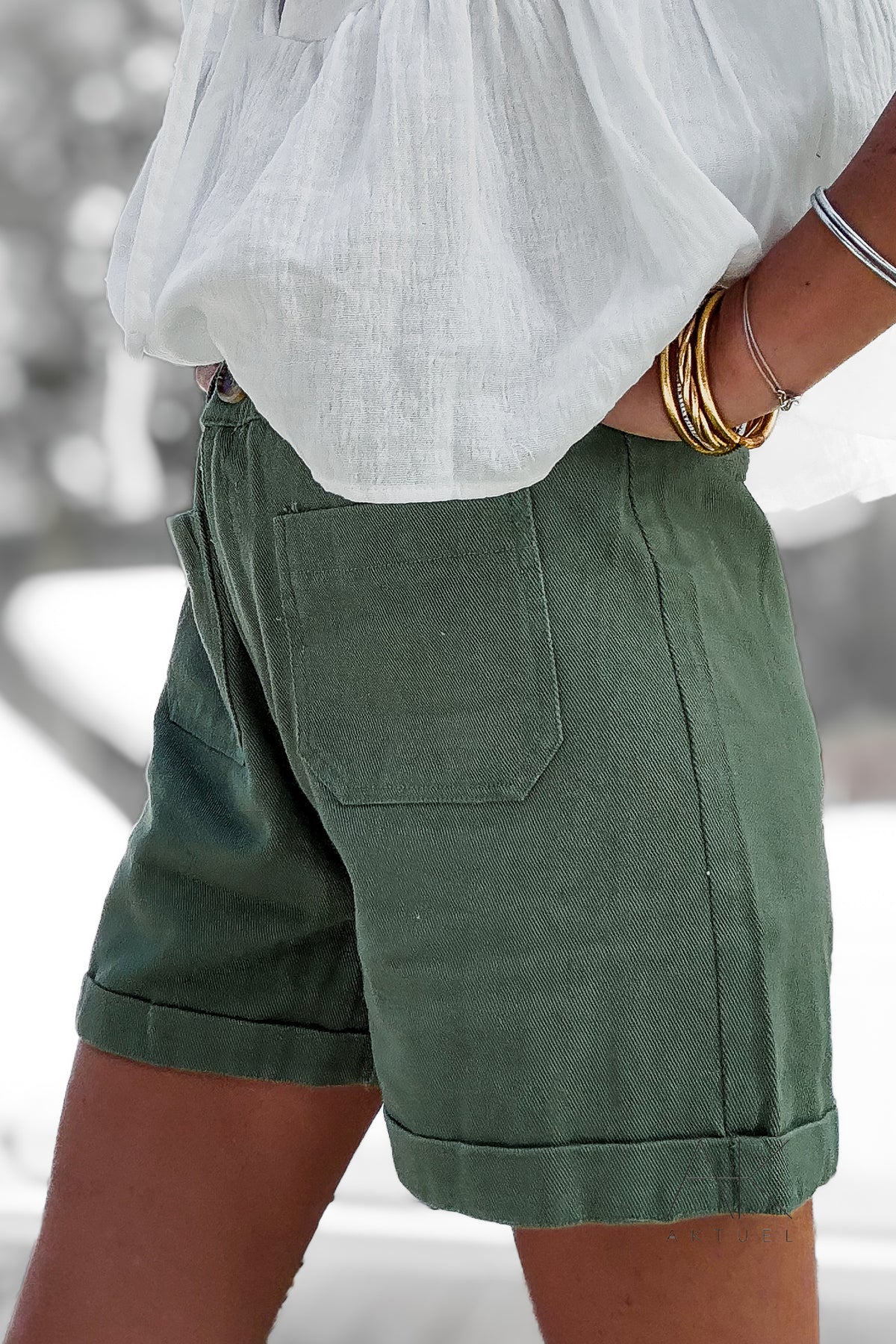 Short taille haute en coton kaki