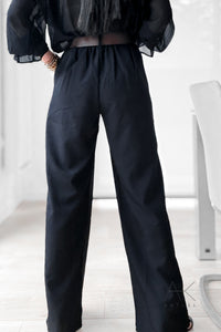 Pantalon noir ceinturé