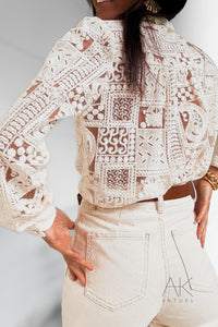 Chemise en dentelle ajourée écru
