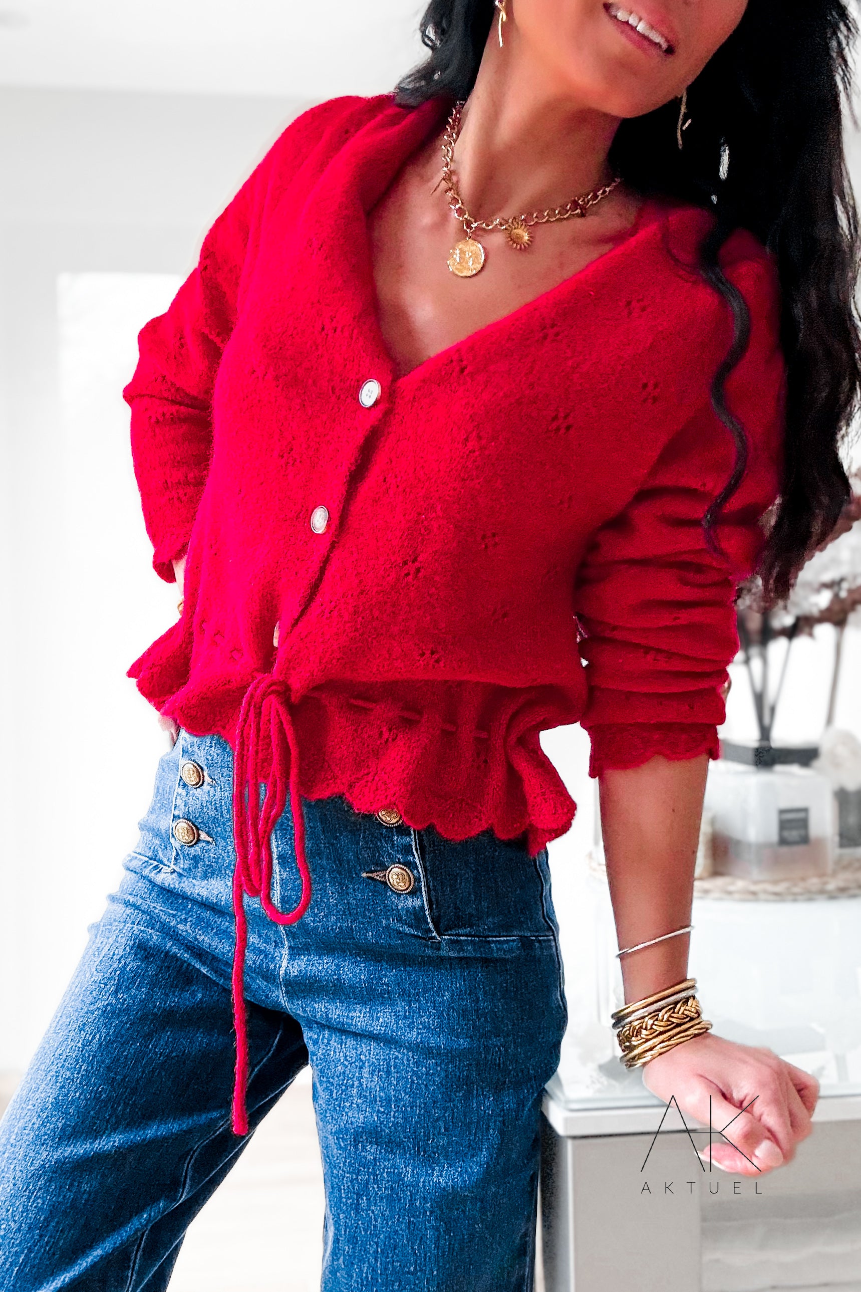 Gilet rouge ajouré boutonné