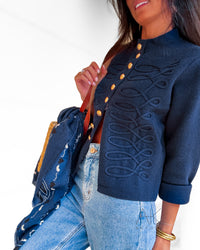 Cardigan officier bleu marine à boutons dorés