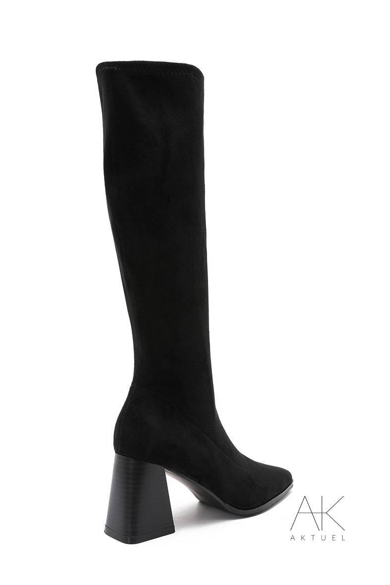 Bottes noires suédine à talon
