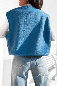 Gilet sans manches en sherpa bleu