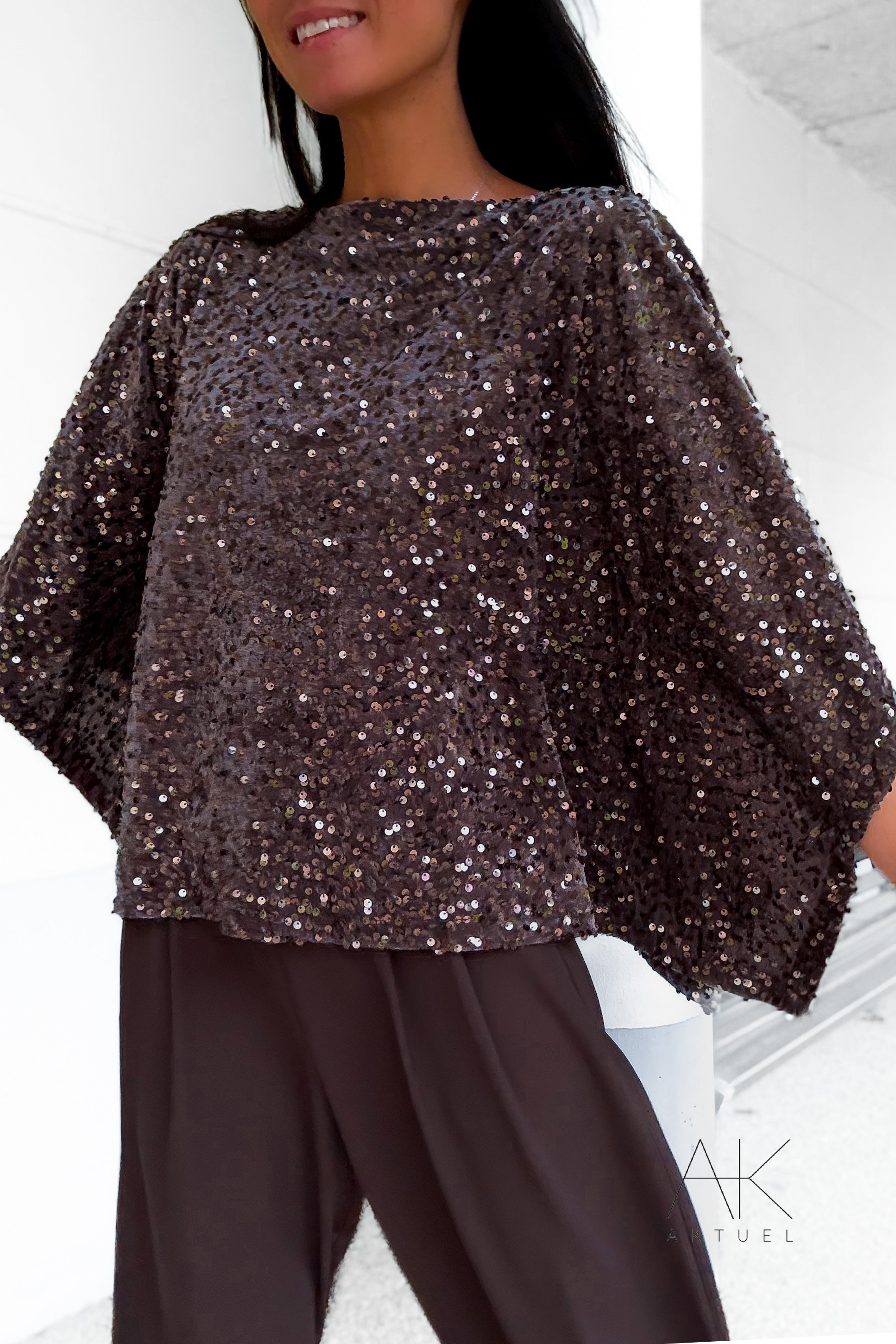 Top à sequins marron