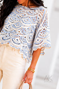 Pull crochet bohème bleu