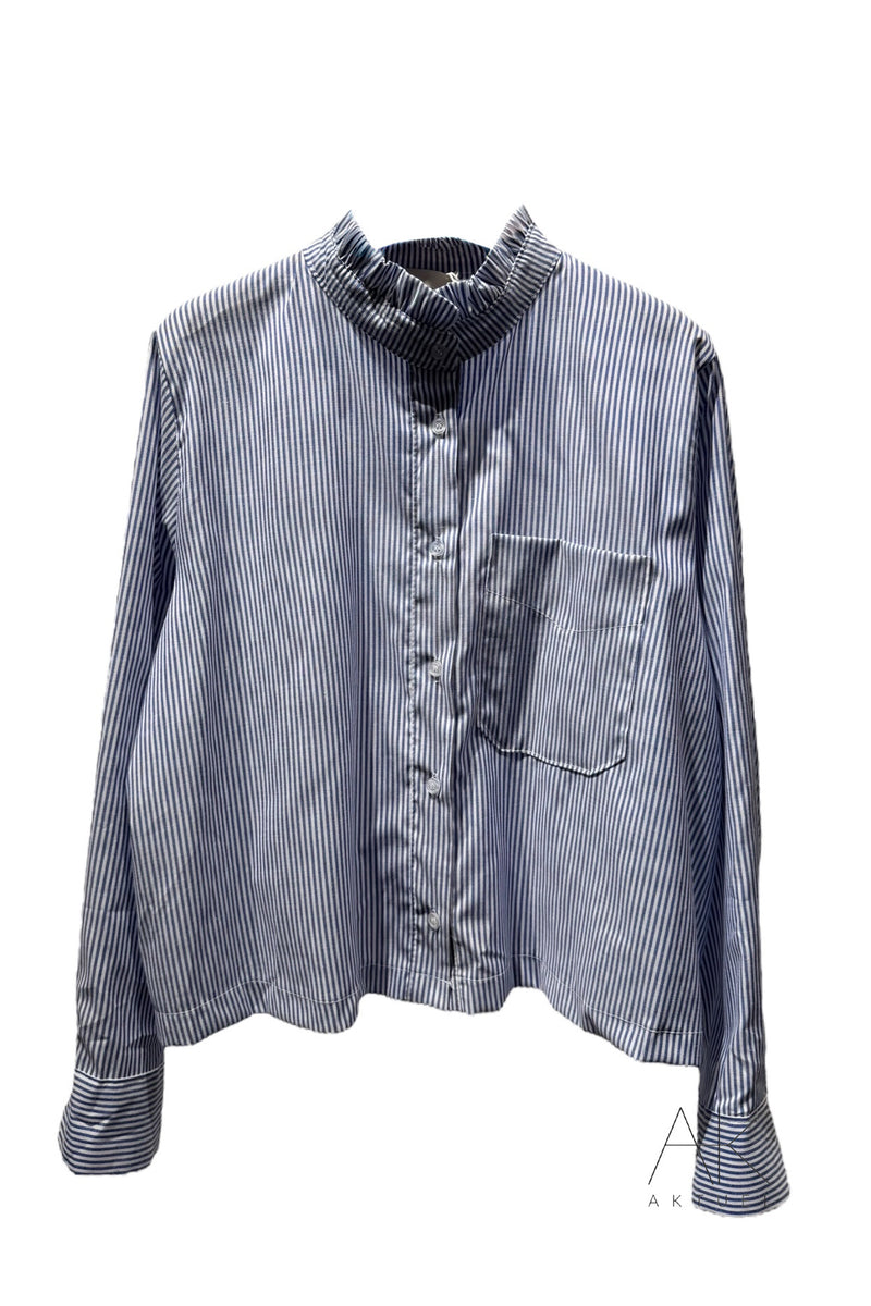 Chemise rayée bleu marine et blanche