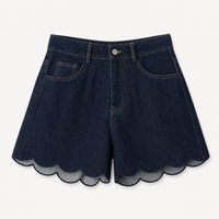 Short en jeans festonné brut